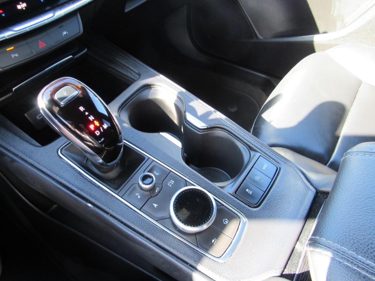 Cadillac XT4 Premium Luxury AWD 2024