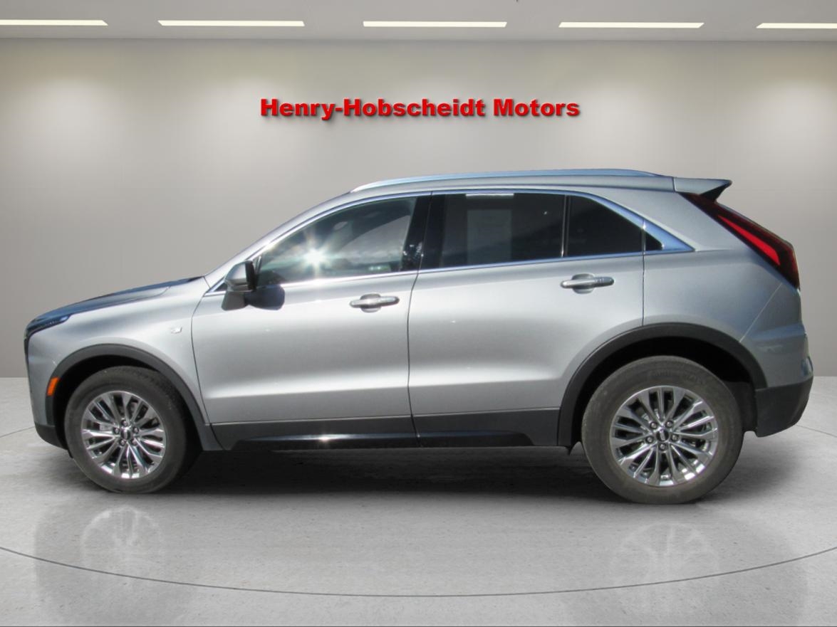 Cadillac XT4 Premium Luxury AWD 2024