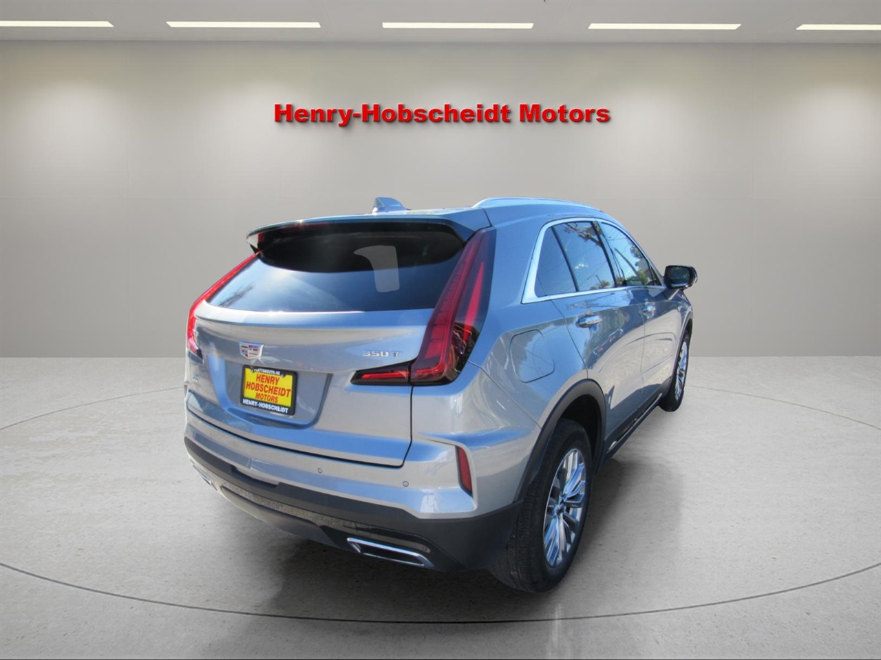 Cadillac XT4 Premium Luxury AWD 2024