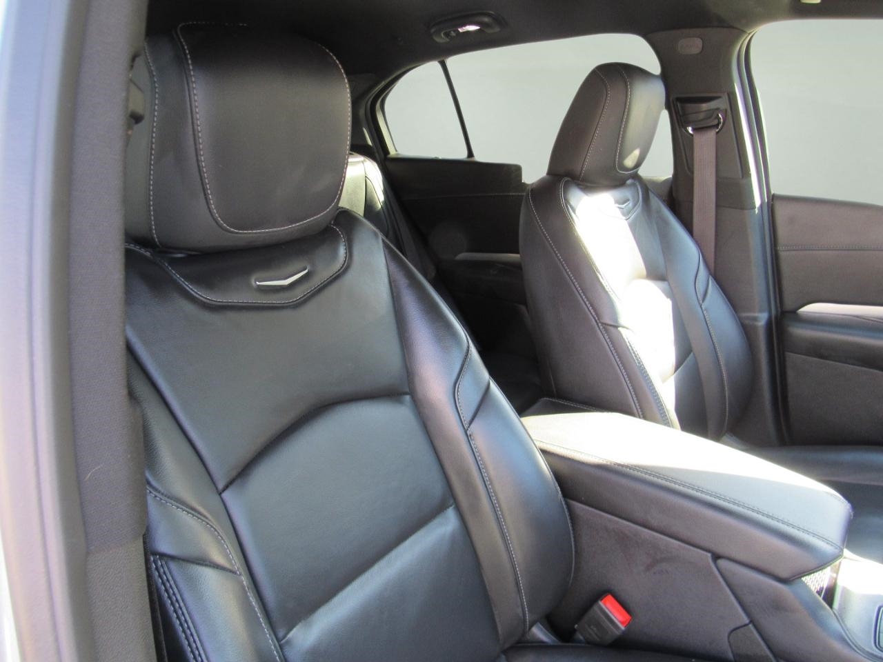 Cadillac XT4 Premium Luxury AWD 2024