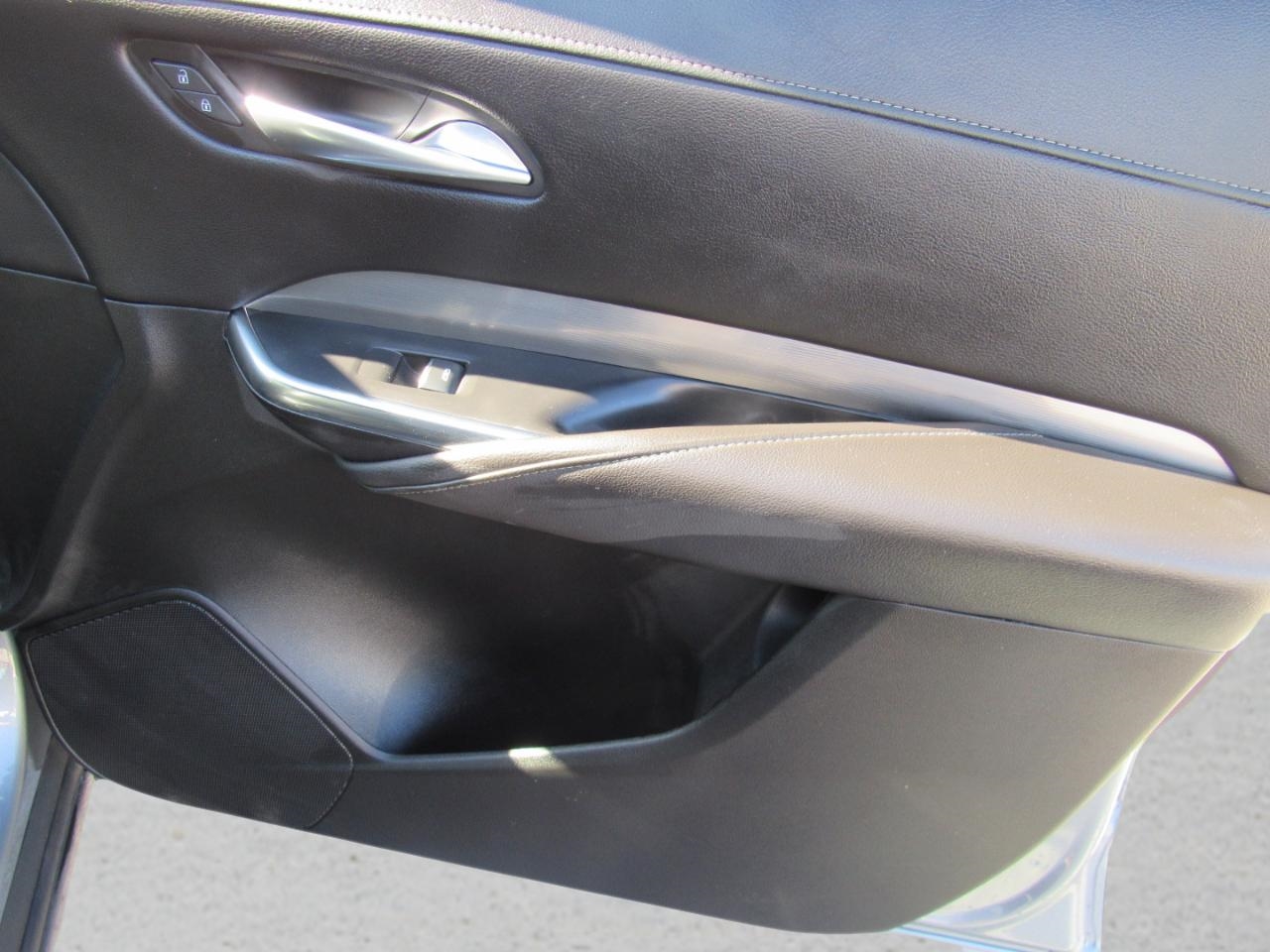 Cadillac XT4 Premium Luxury AWD 2024