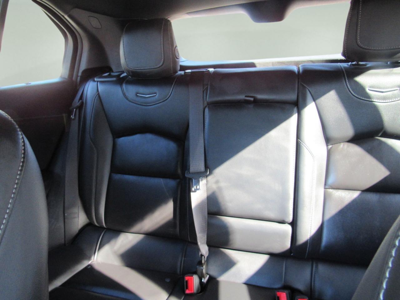 Cadillac XT4 Premium Luxury AWD 2024