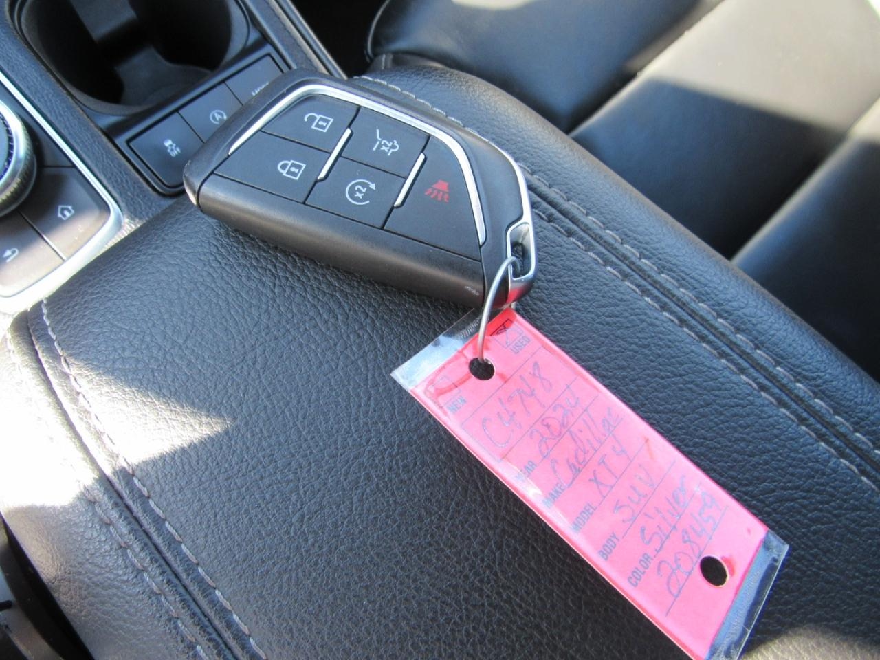 Cadillac XT4 Premium Luxury AWD 2024