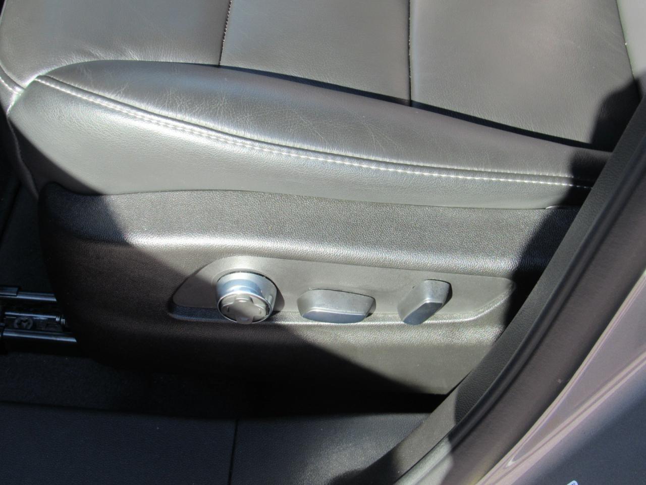 Cadillac XT4 Premium Luxury AWD 2024