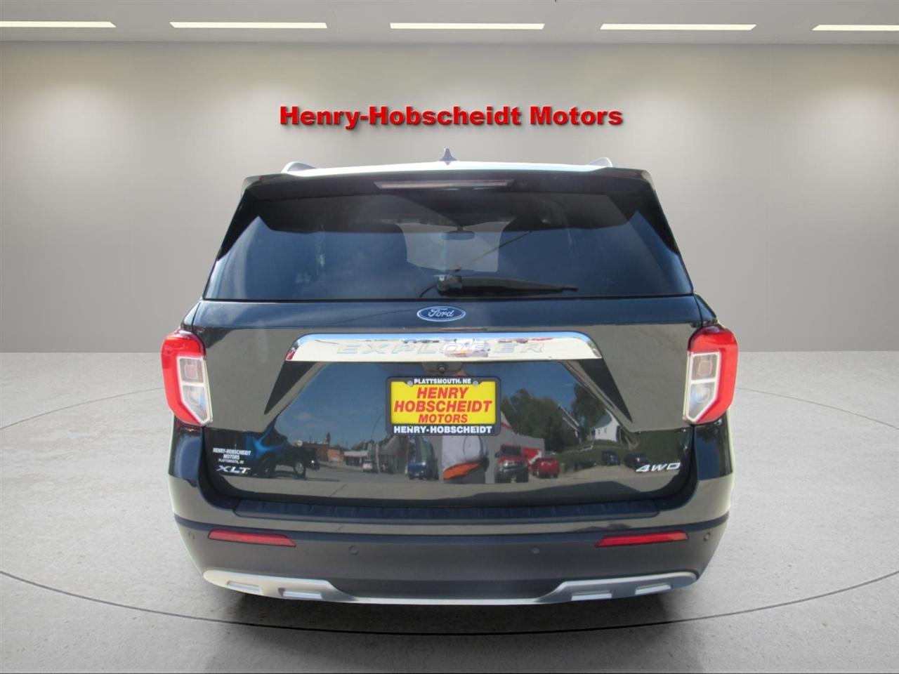 Ford Explorer XLT 4WD 2022