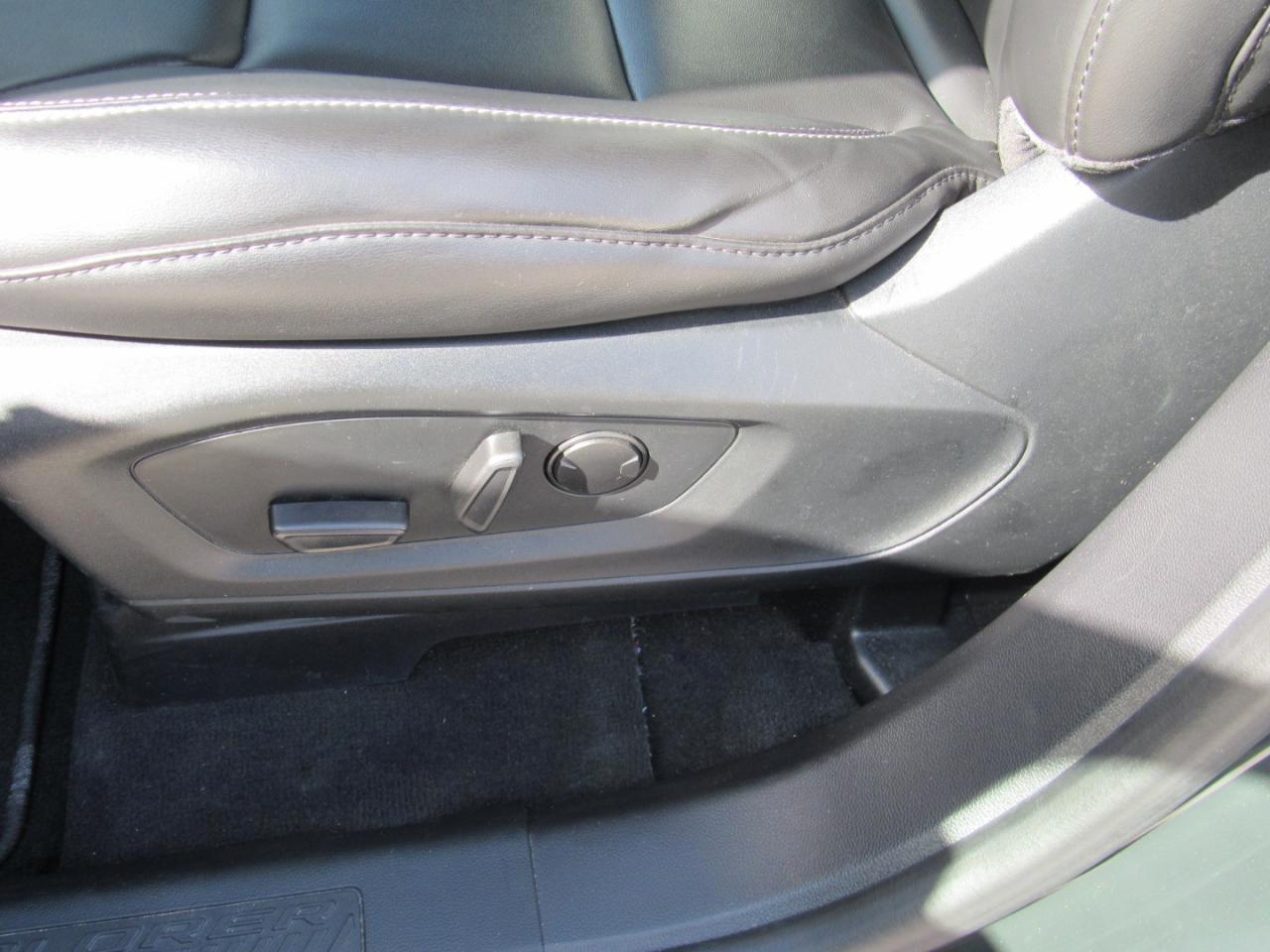 Ford Explorer XLT 4WD 2022