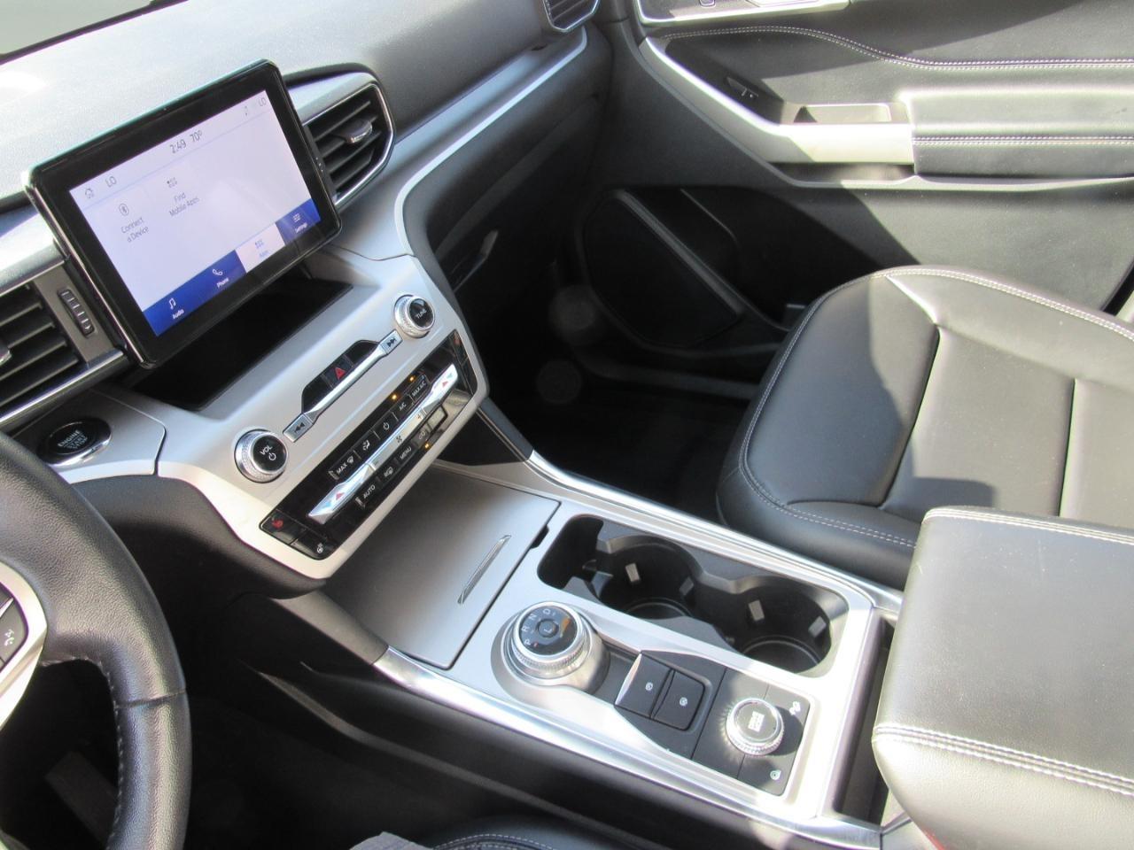 Ford Explorer XLT 4WD 2022