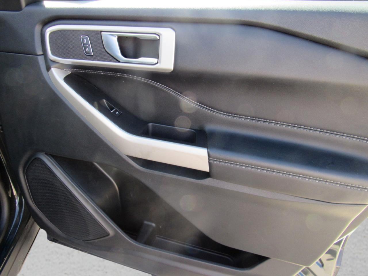 Ford Explorer XLT 4WD 2022