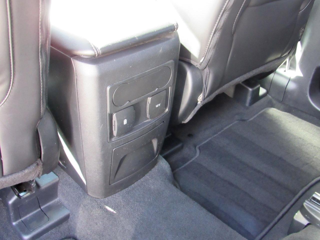 Ford Explorer XLT 4WD 2022