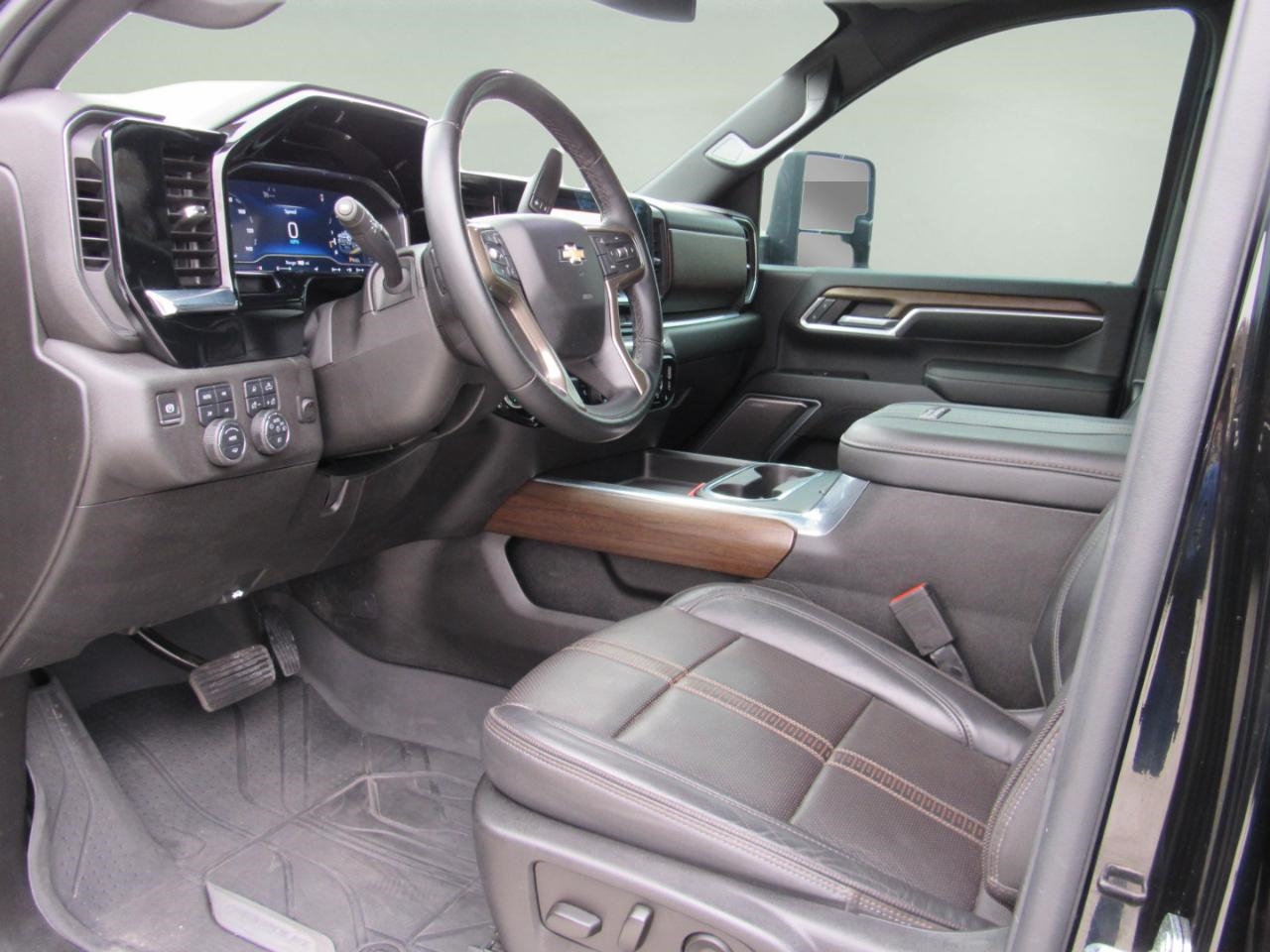 Chevrolet Silverado 2500HD  2024