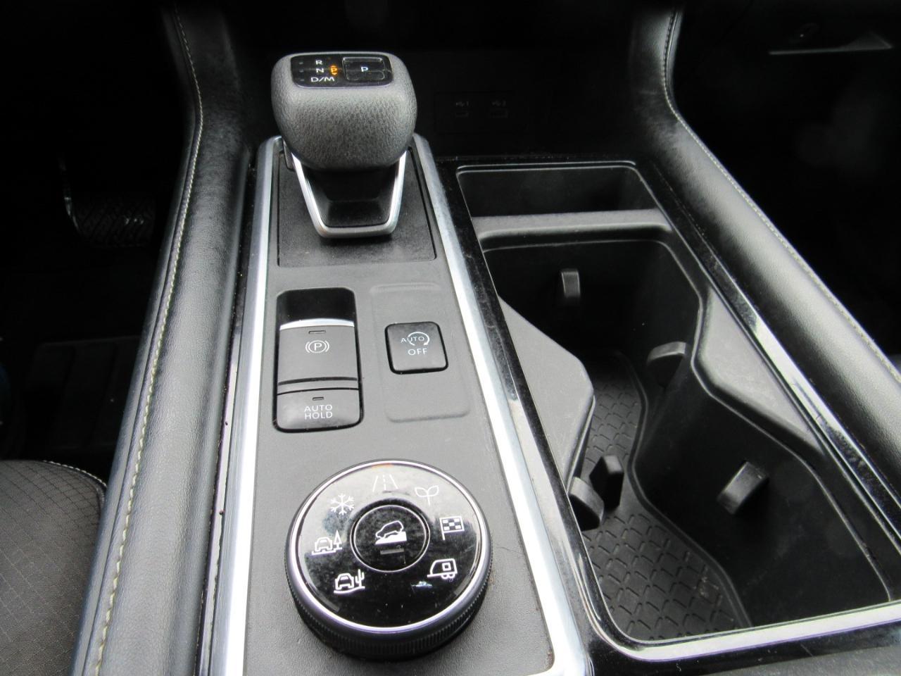 Nissan Pathfinder SL 4WD 2022