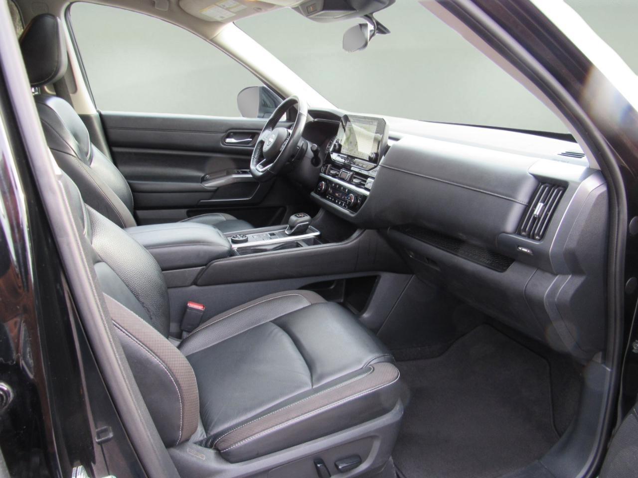 Nissan Pathfinder SL 4WD 2022