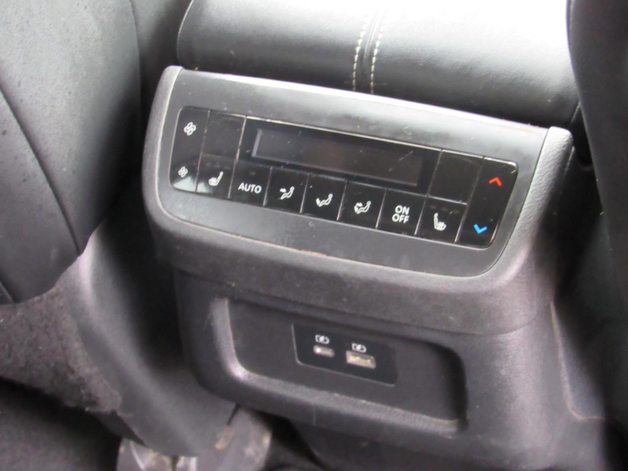 Nissan Pathfinder SL 4WD 2022