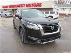 2022 Nissan Pathfinder 