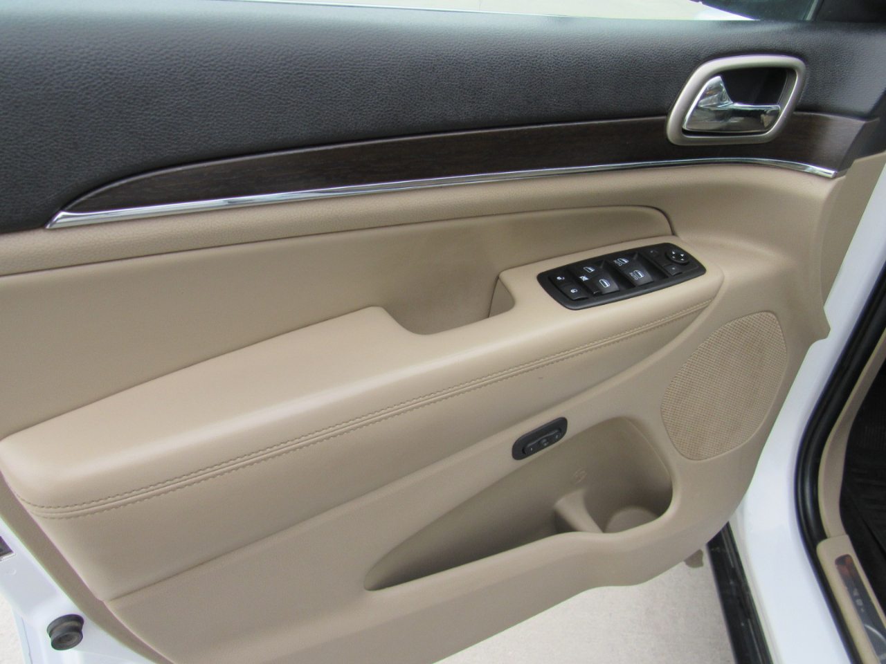 Jeep Grand Cherokee Limited 4WD 2014