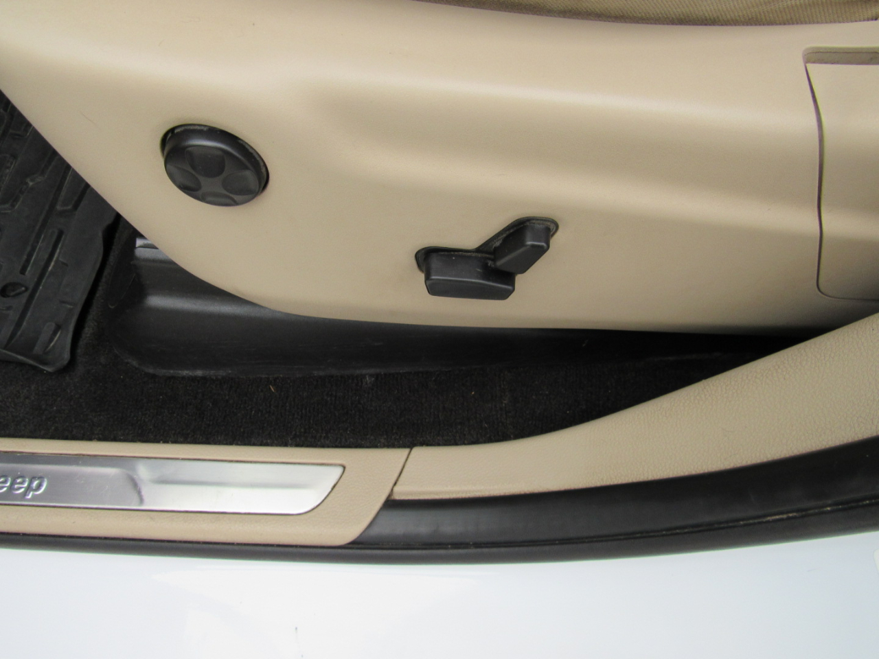 Jeep Grand Cherokee Limited 4WD 2014