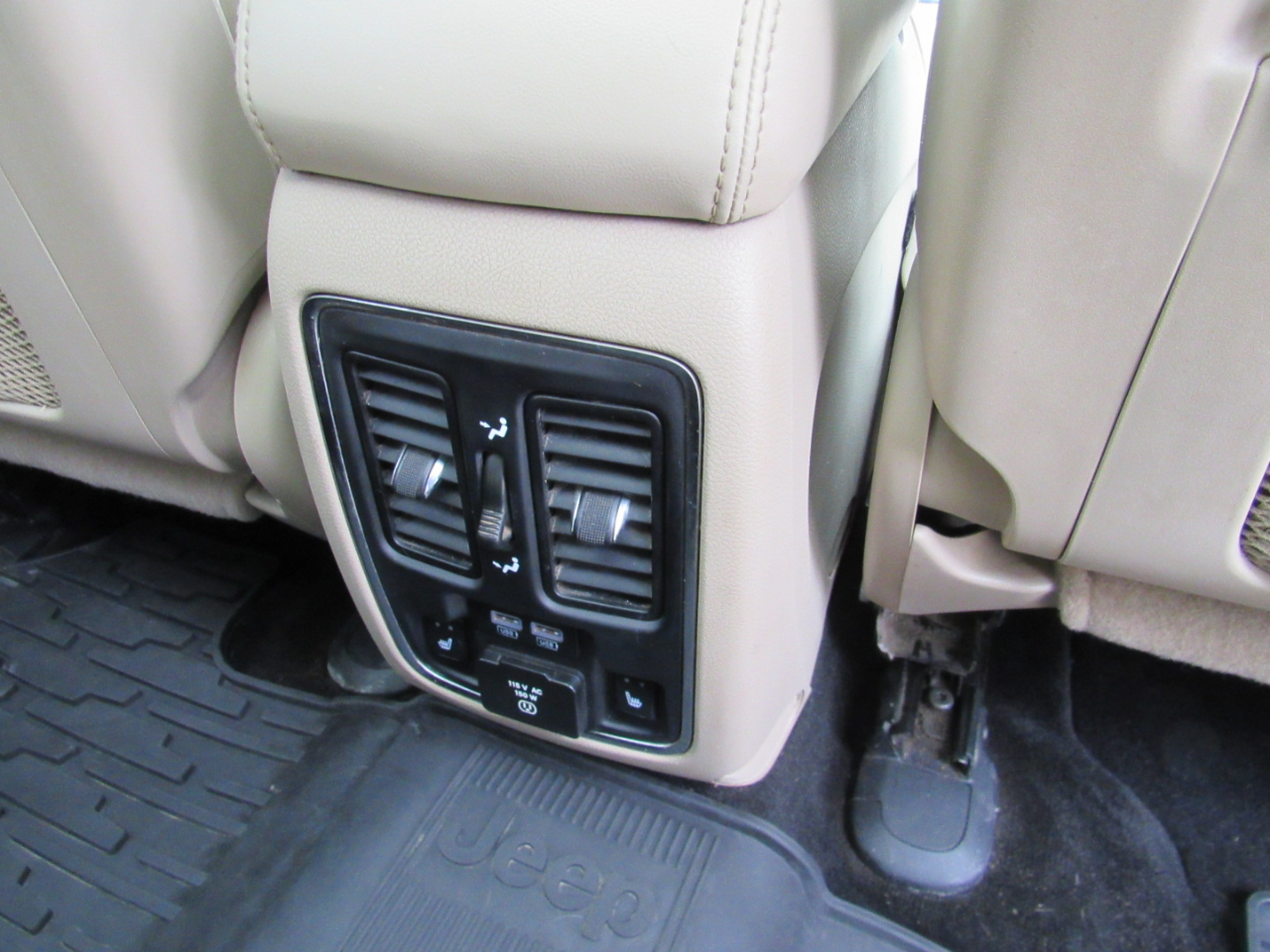 Jeep Grand Cherokee Limited 4WD 2014