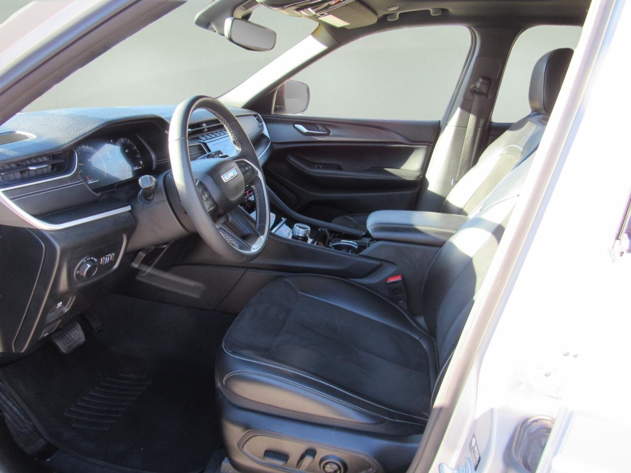 Jeep Grand Cherokee Altitude 4x4 2023