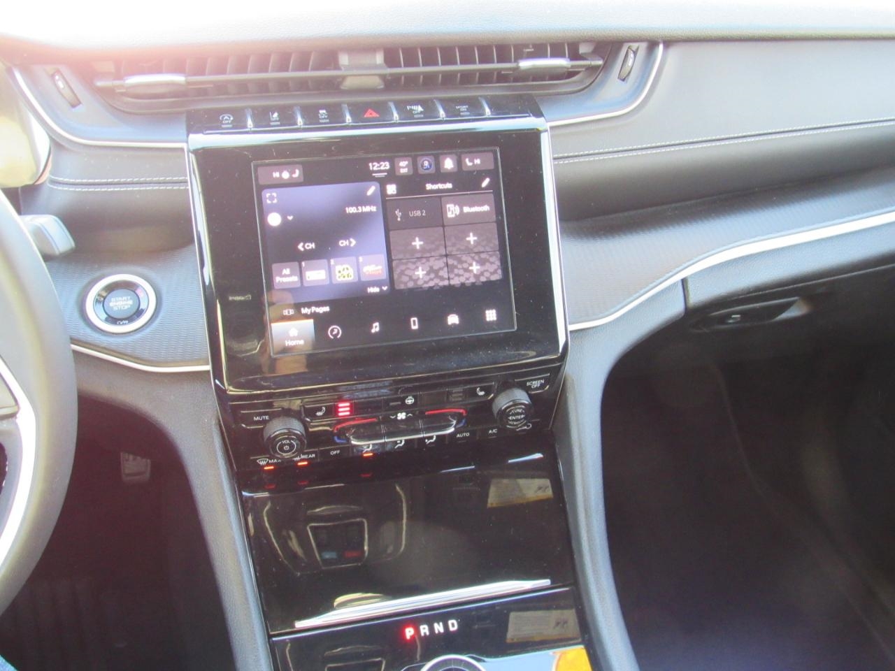 Jeep Grand Cherokee Altitude 4x4 2023