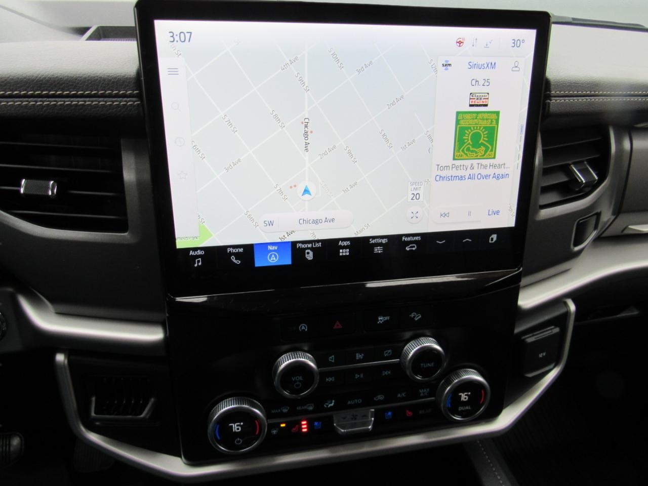 Ford Expedition XLT 4x4 2023