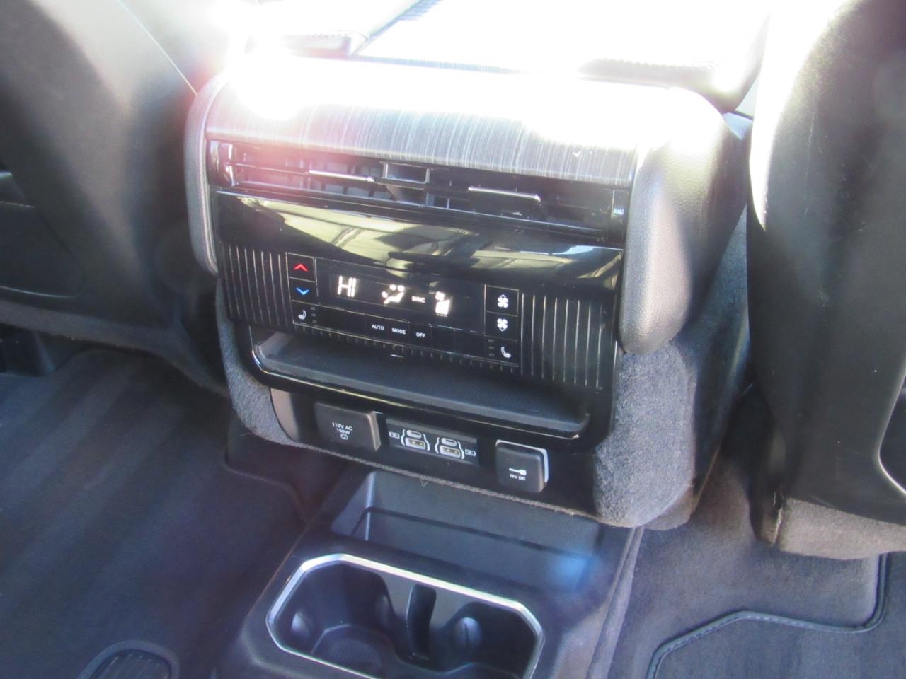 Ford Expedition XLT 4x4 2023