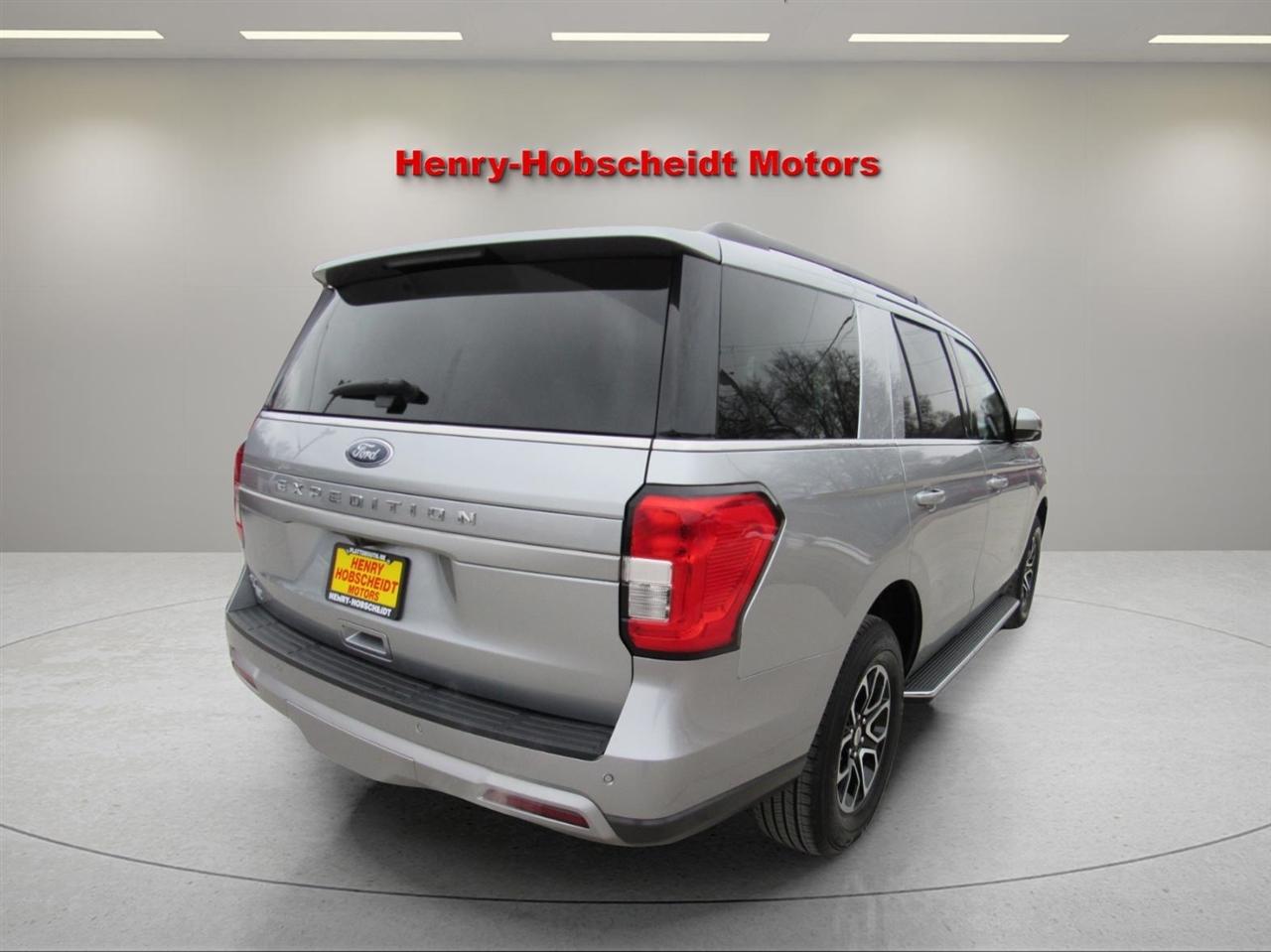 Ford Expedition XLT 4x4 2023