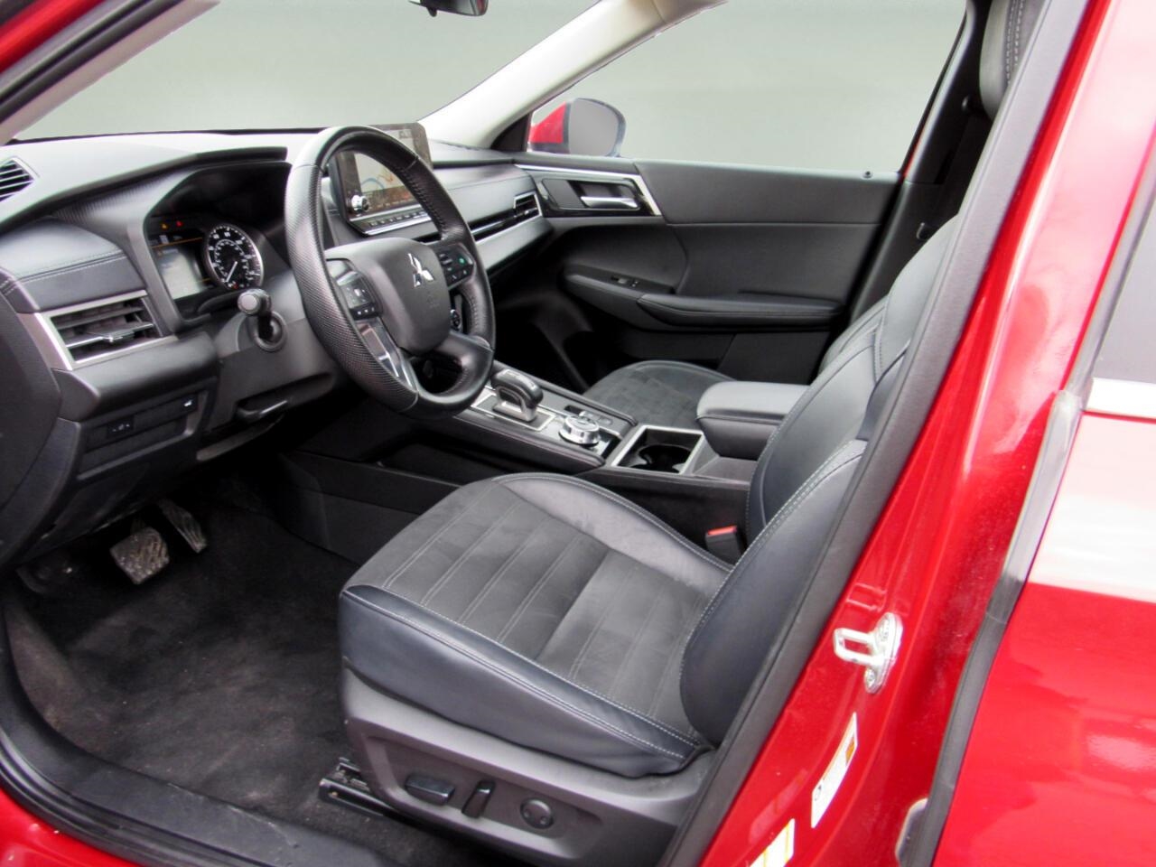 Mitsubishi Outlander SE S-AWC 2024