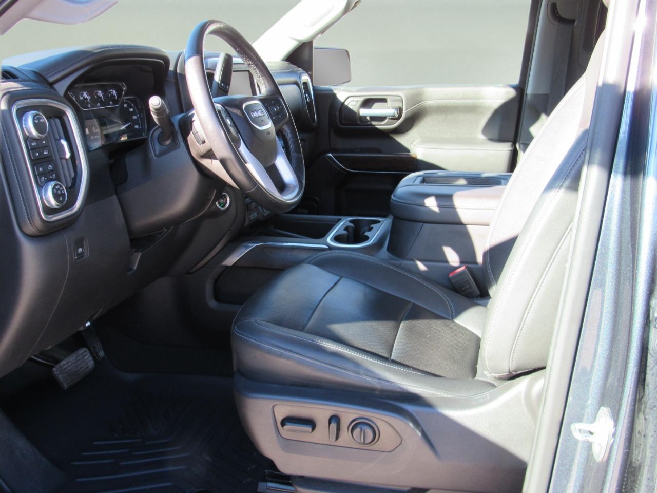 GMC Sierra 1500 SLT Crew Cab 4WD 2021