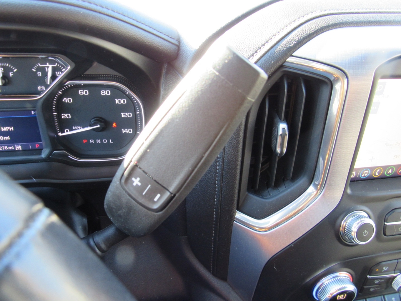 GMC Sierra 1500 SLT Crew Cab 4WD 2021