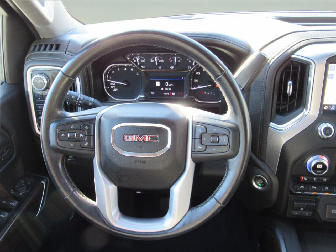 GMC Sierra 1500 SLT Crew Cab 4WD 2021