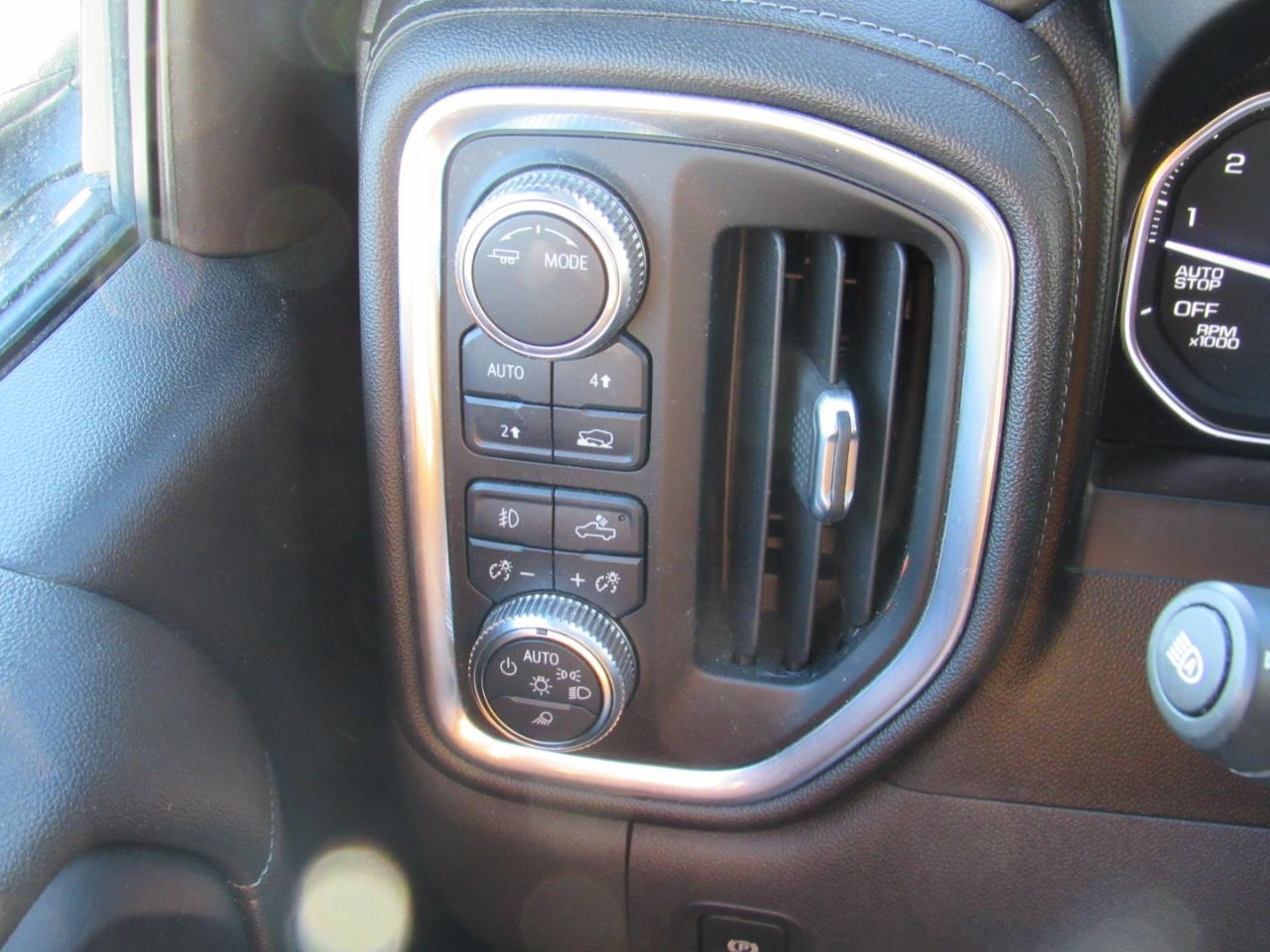 GMC Sierra 1500 SLT Crew Cab 4WD 2021