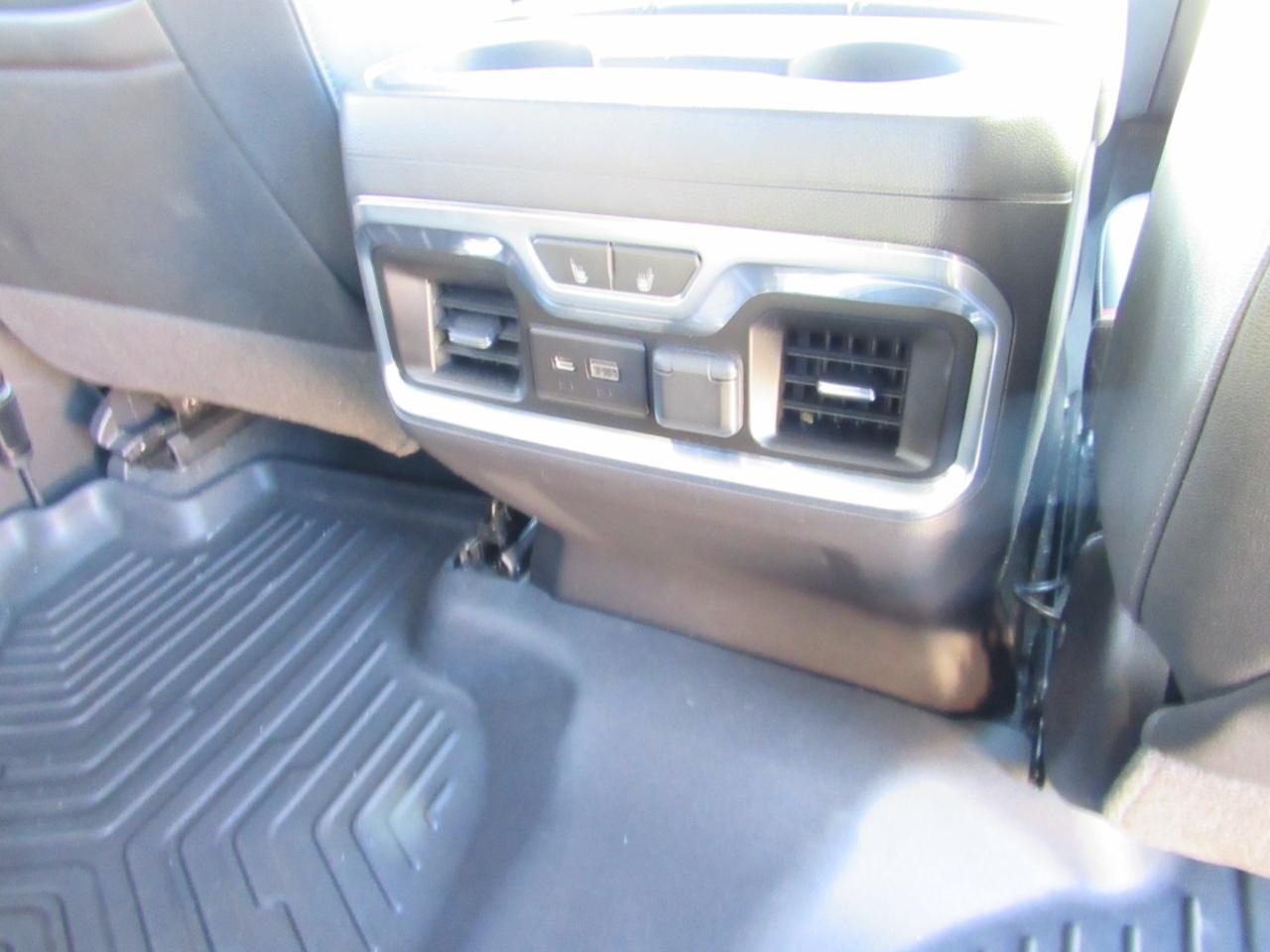 GMC Sierra 1500 SLT Crew Cab 4WD 2021