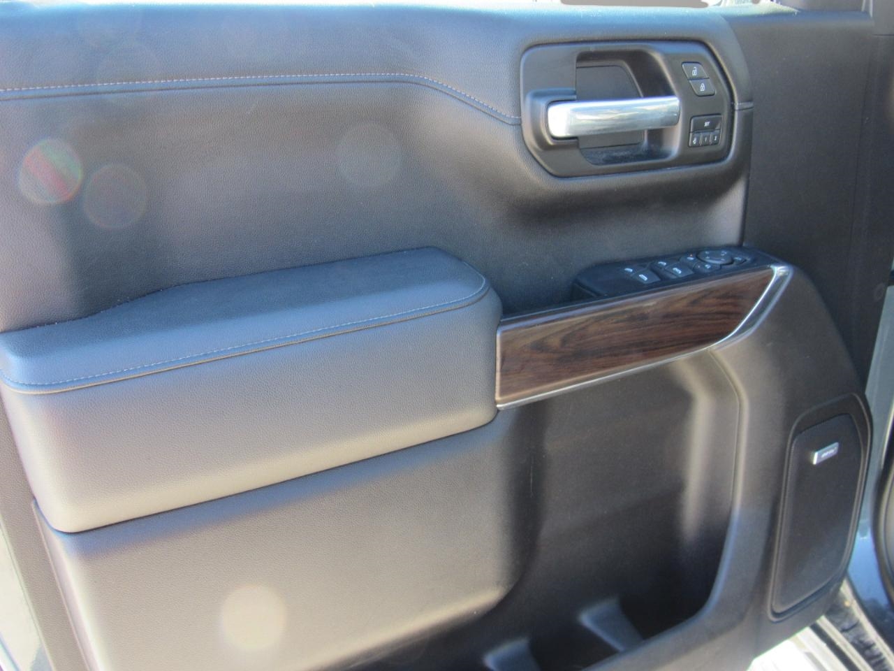 GMC Sierra 1500 SLT Crew Cab 4WD 2021