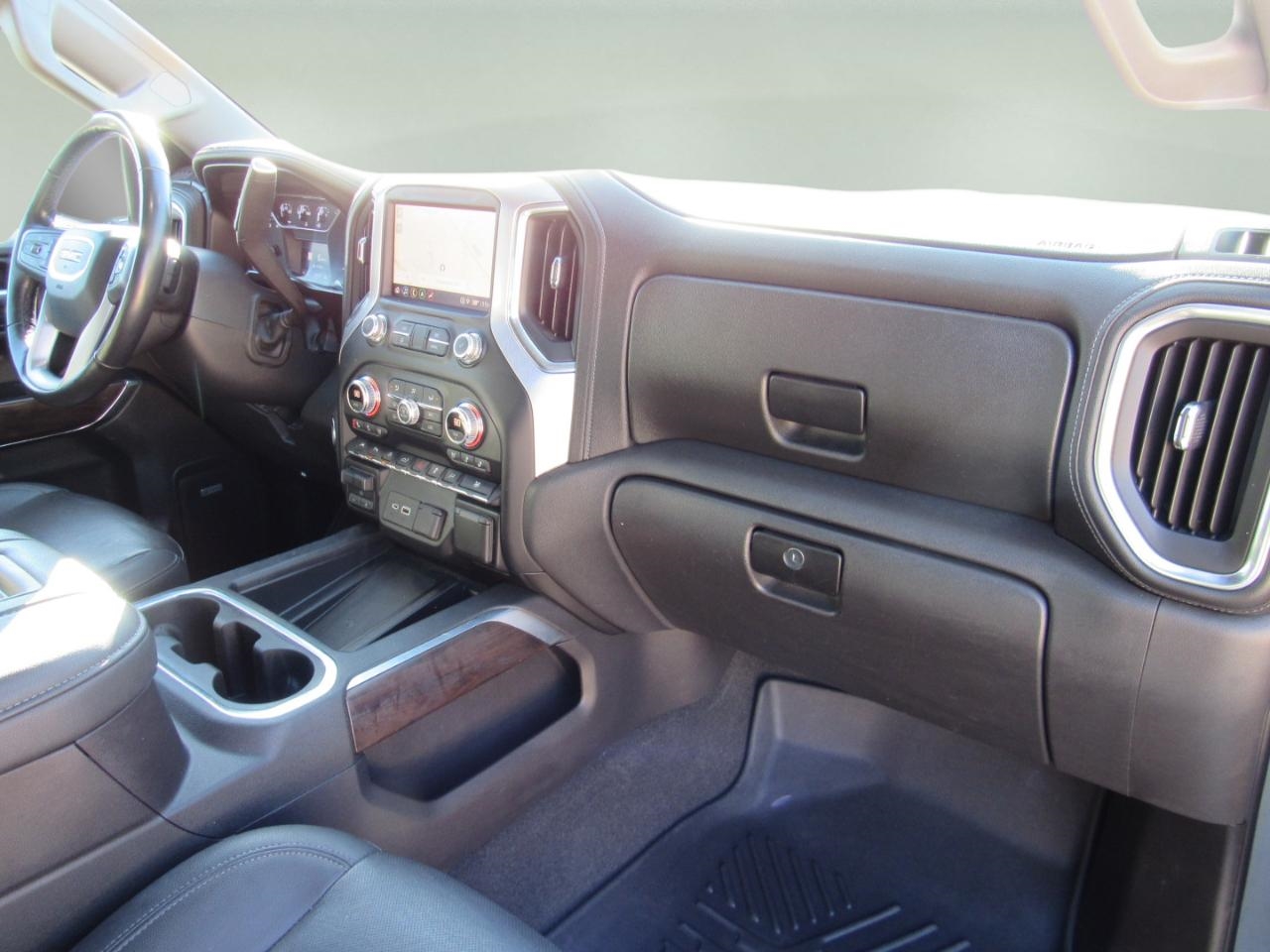 GMC Sierra 1500 SLT Crew Cab 4WD 2021