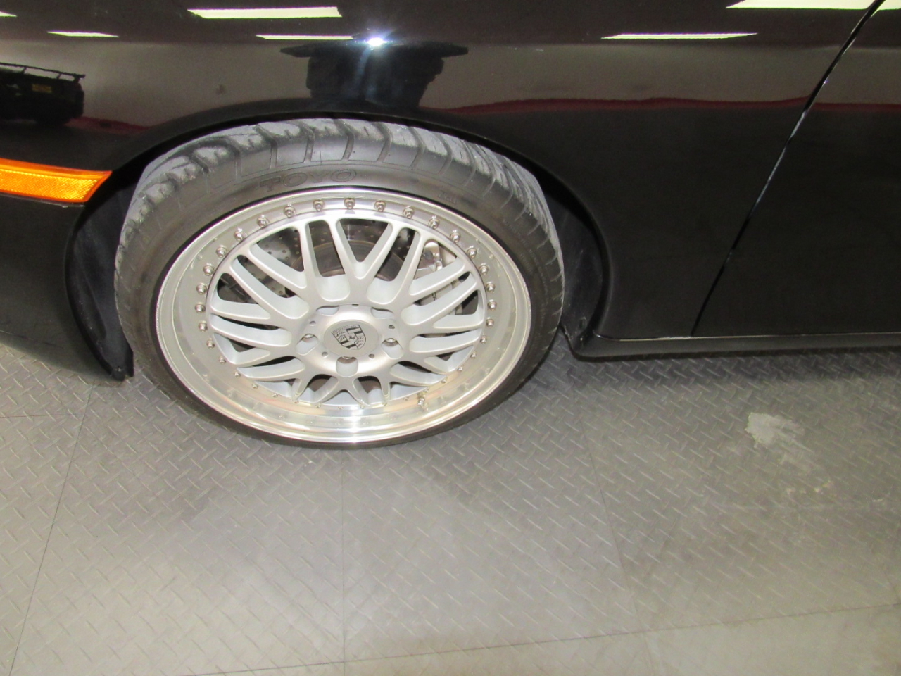 Porsche 911 Carrera  1999