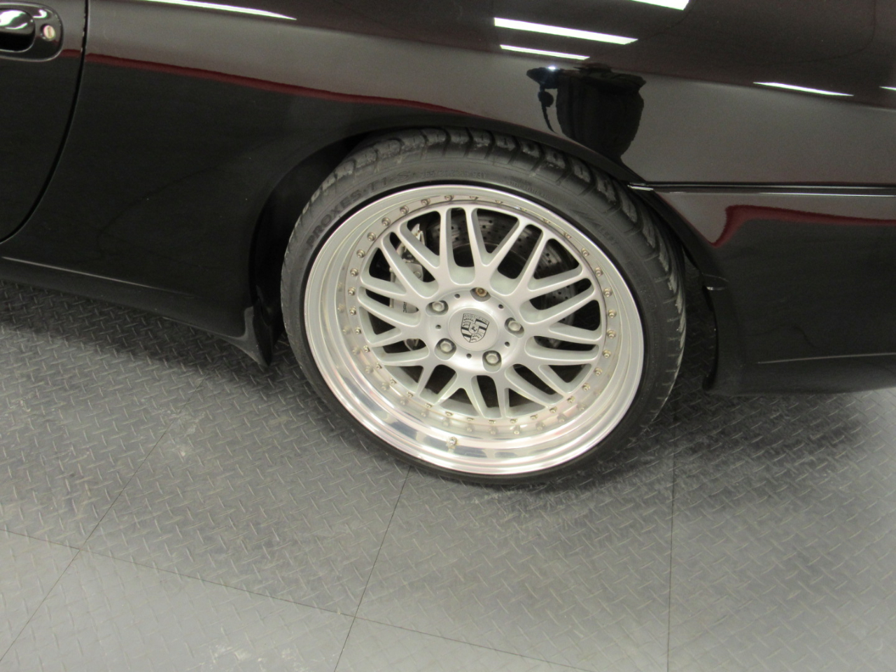 Porsche 911 Carrera  1999