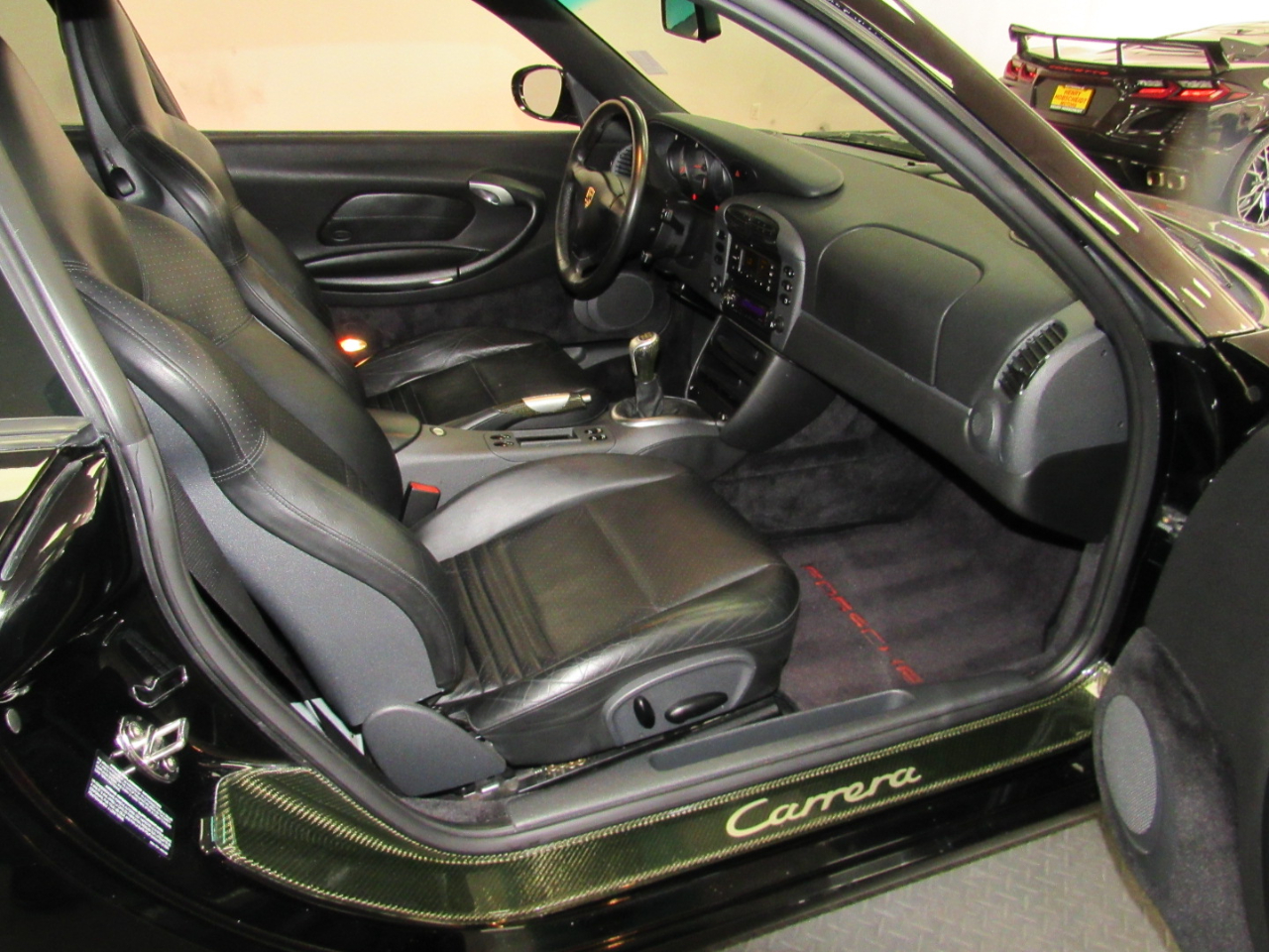 Porsche 911 Carrera  1999