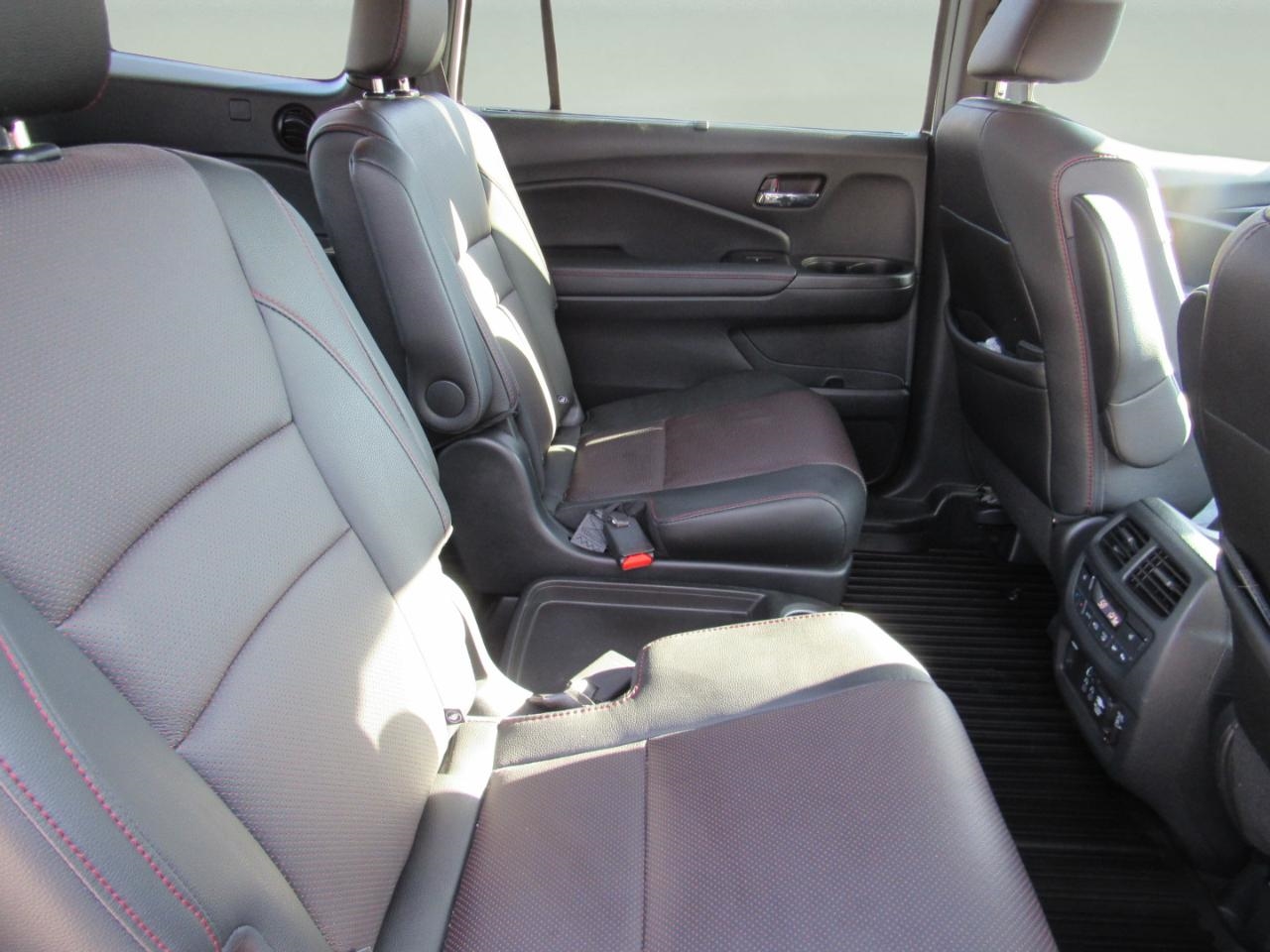 Honda Pilot Black Edition AWD 2022