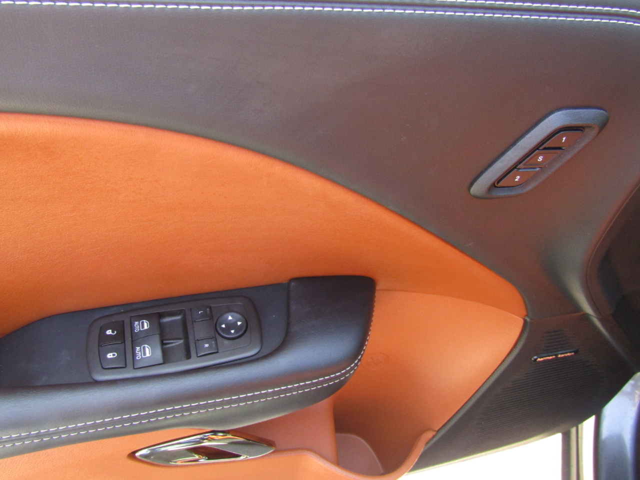 Dodge Challenger  2016