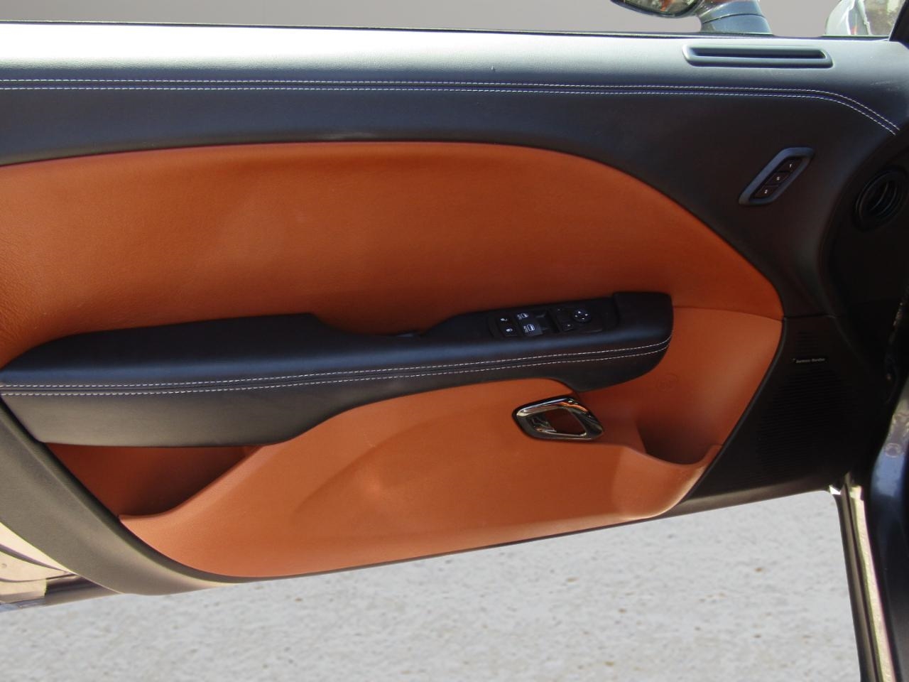 Dodge Challenger  2016