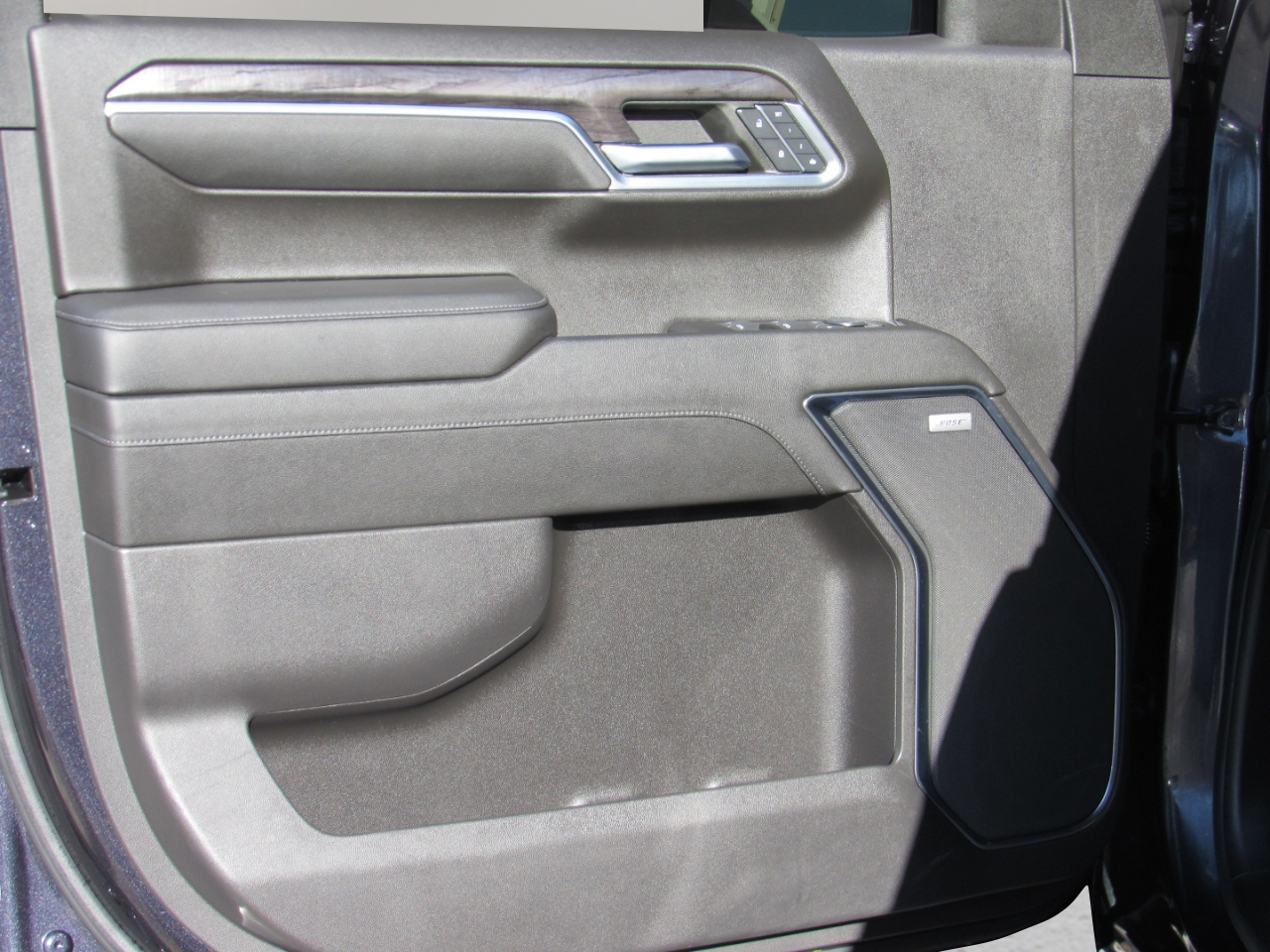 Chevrolet Silverado 1500 LTZ Crew Cab 4WD 2022