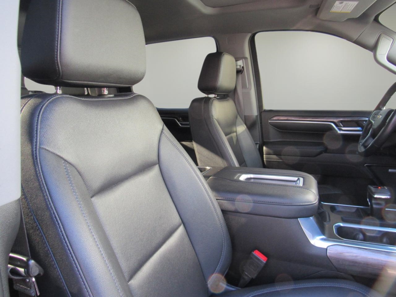 Chevrolet Silverado 1500 LTZ Crew Cab 4WD 2022