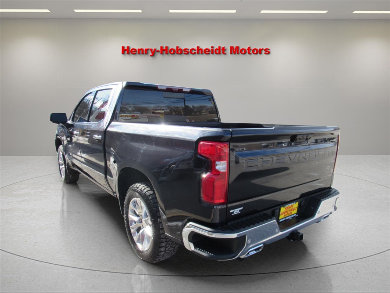 Chevrolet Silverado 1500 LTZ Crew Cab 4WD 2022
