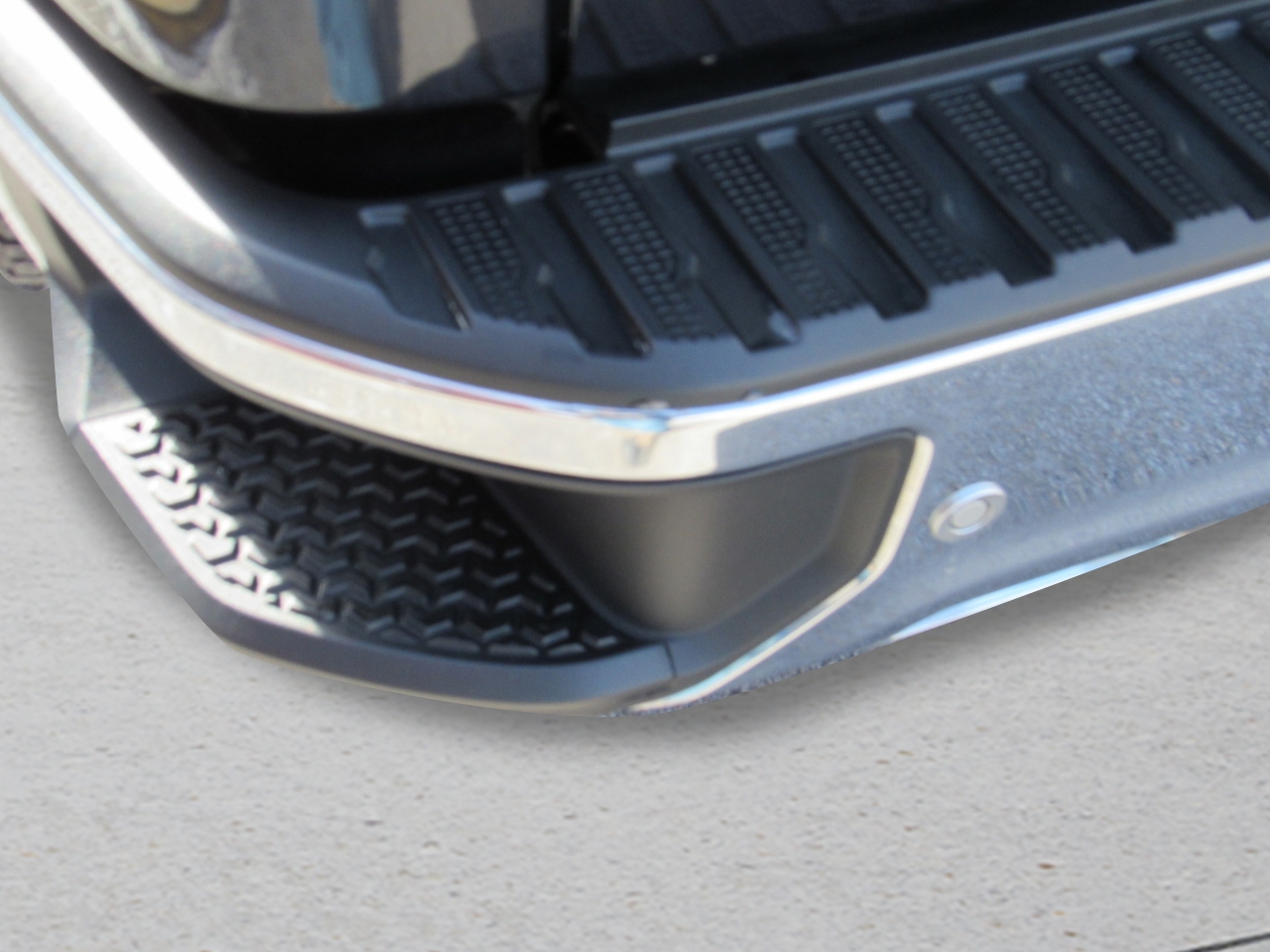 Chevrolet Silverado 1500 LTZ Crew Cab 4WD 2022