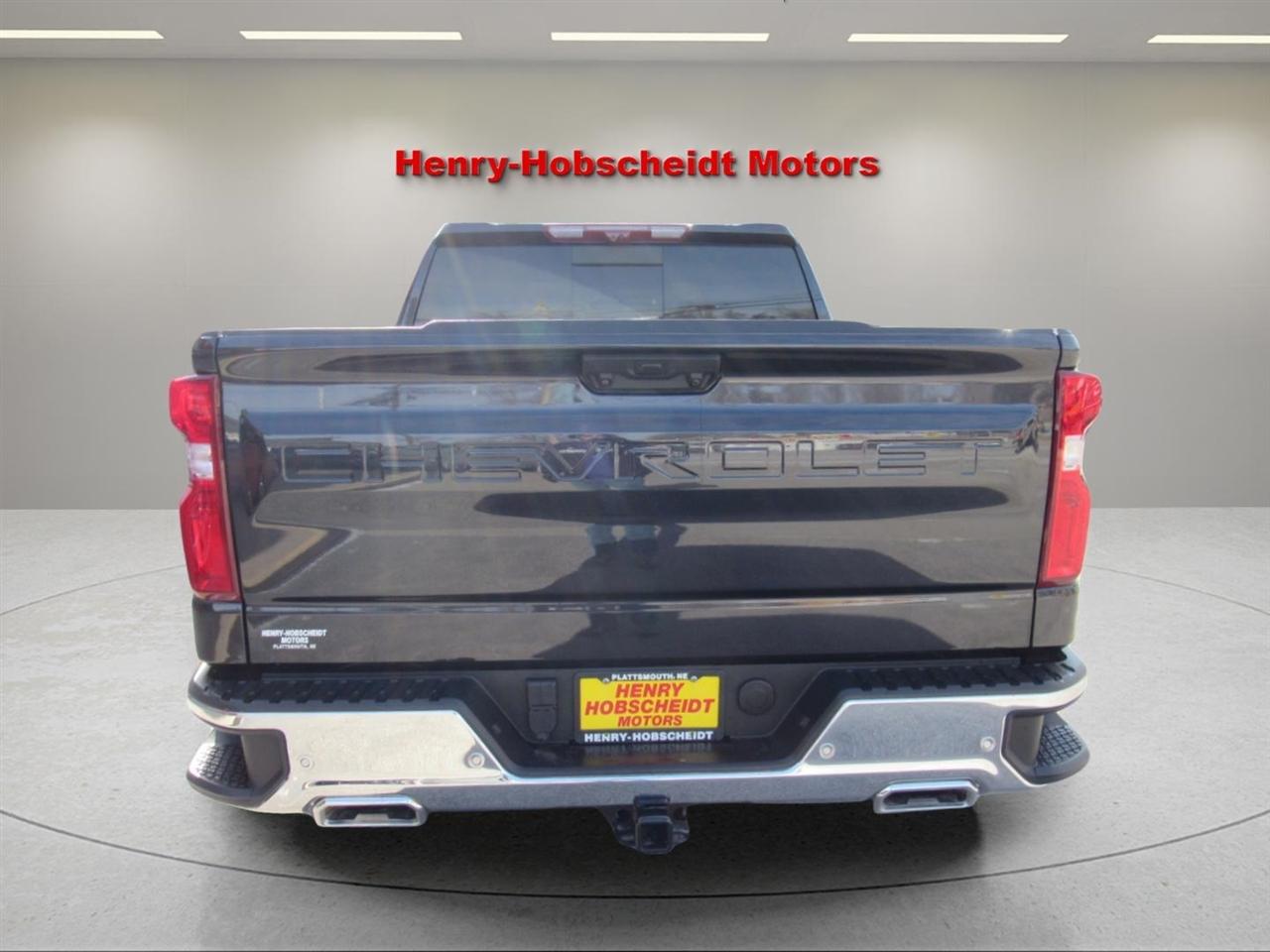 Chevrolet Silverado 1500 LTZ Crew Cab 4WD 2022