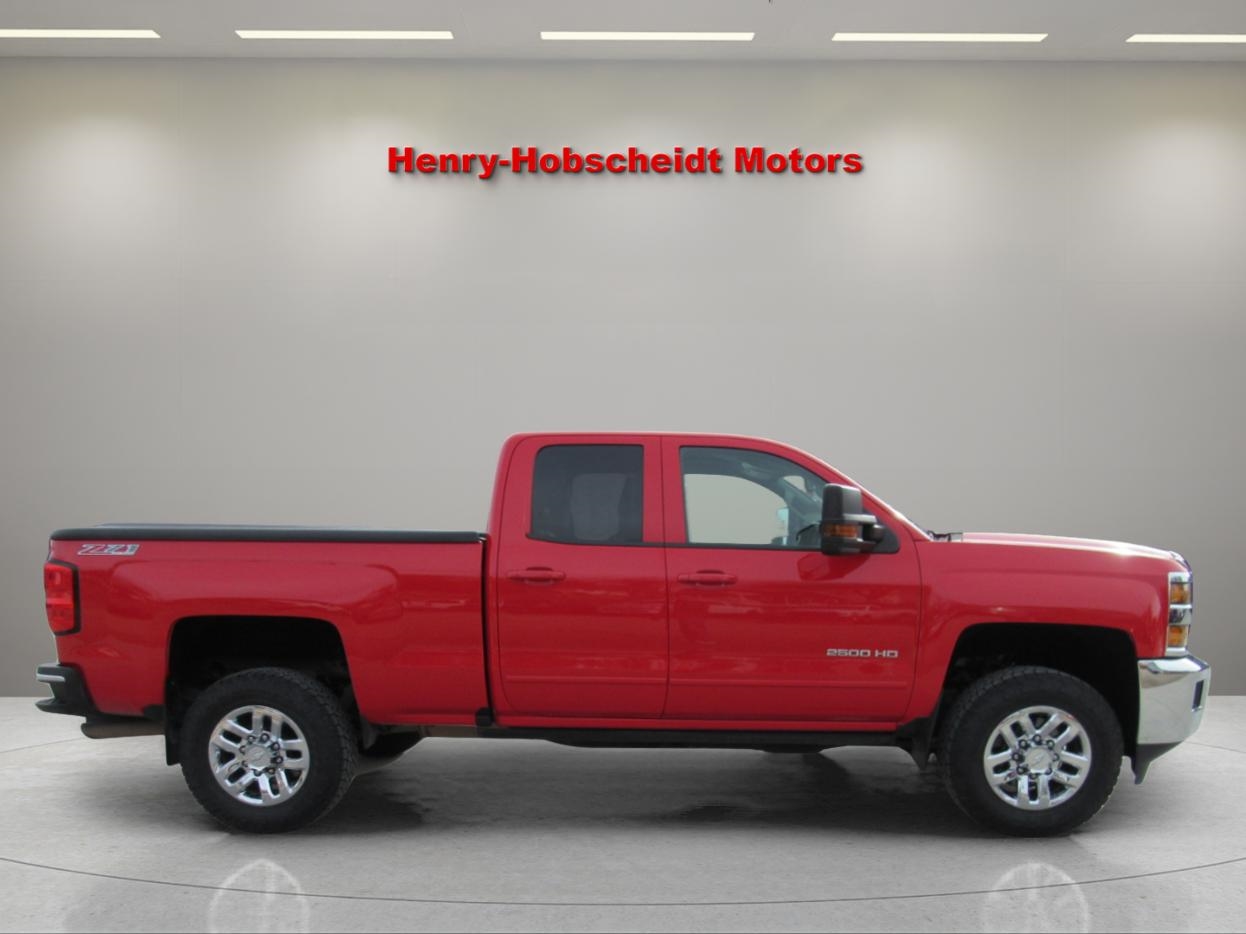 Chevrolet Silverado 2500HD LT Double Cab 4WD 2016