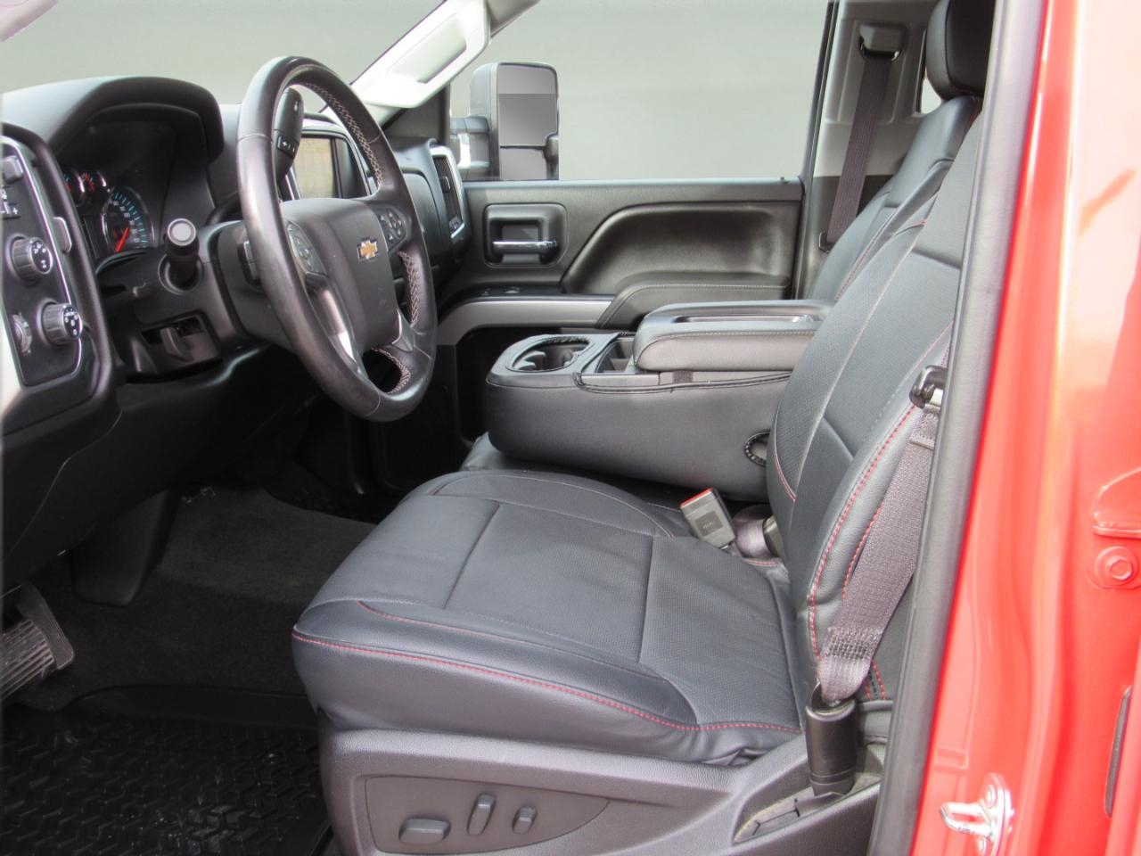 Chevrolet Silverado 2500HD LT Double Cab 4WD 2016