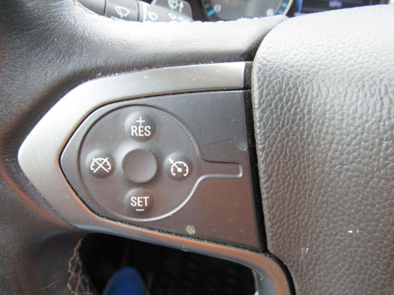 Chevrolet Silverado 2500HD LT Double Cab 4WD 2016