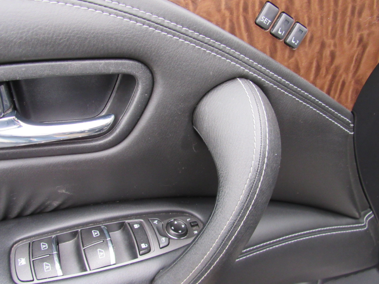 Nissan Armada Platinum 4WD 2018