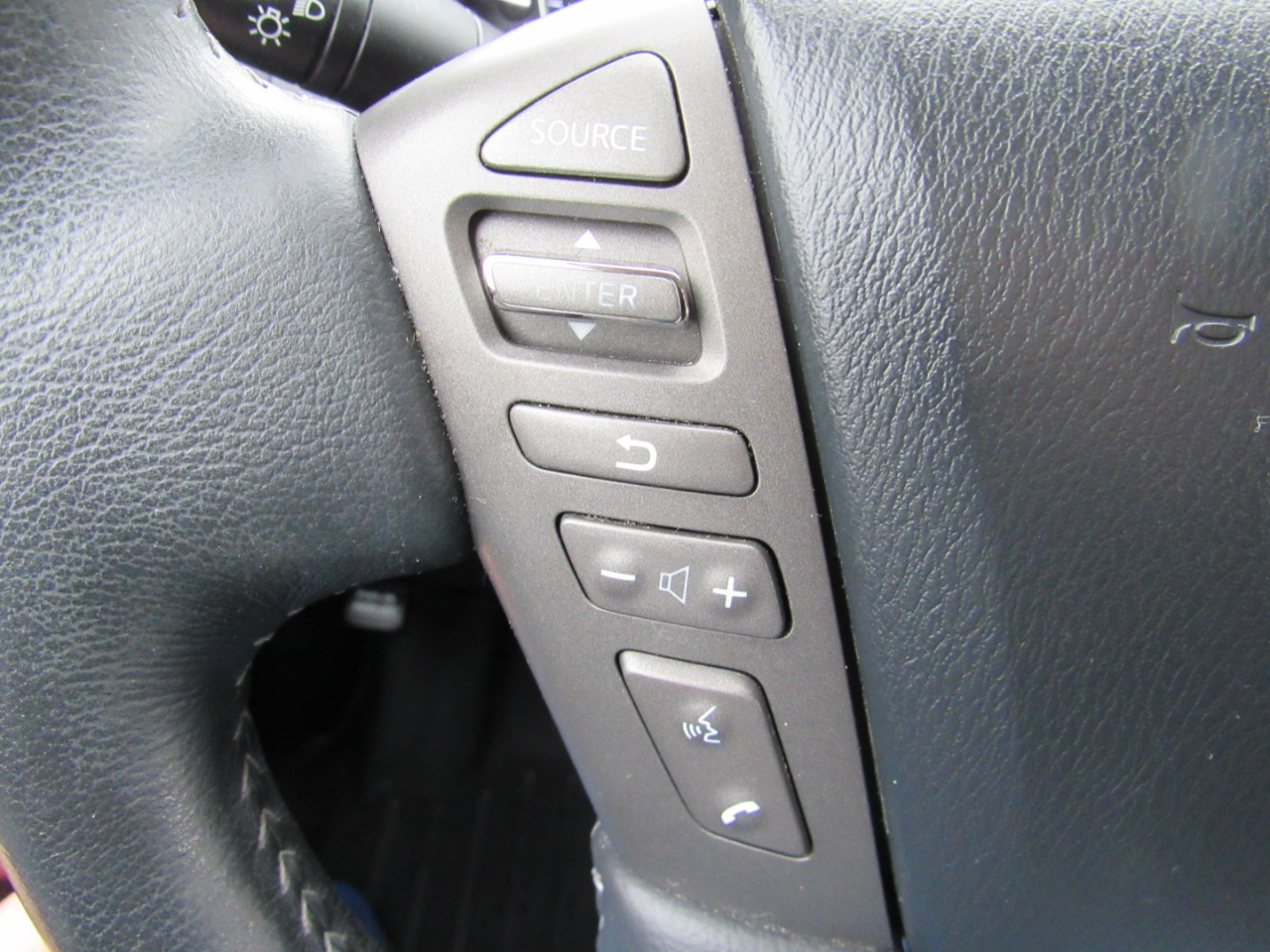 Nissan Armada Platinum 4WD 2018